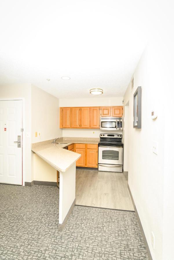 Philadelphia Suites At Airport - An Extended Stay Hotel Luaran gambar